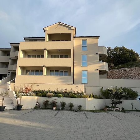 Eola Leisure Rooms Stara Baška Εξωτερικό φωτογραφία