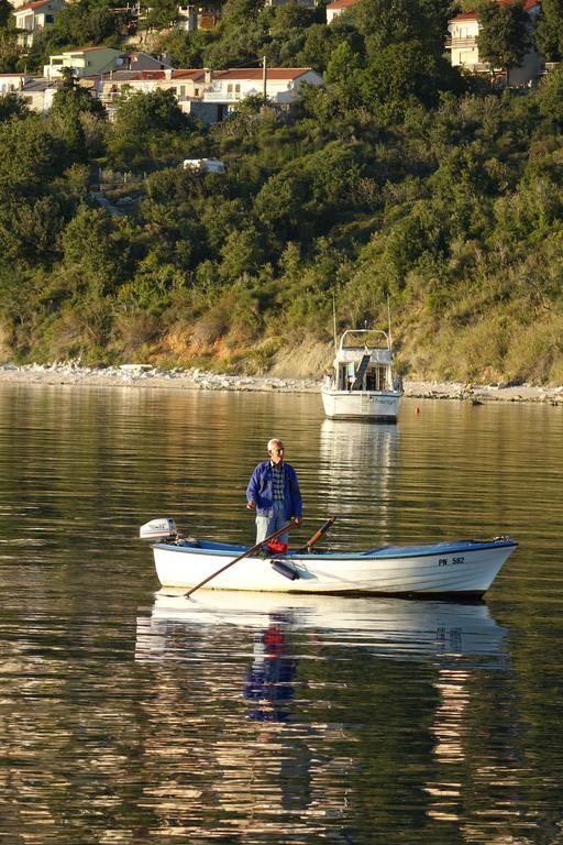 Eola Leisure Rooms Stara Baška Εξωτερικό φωτογραφία